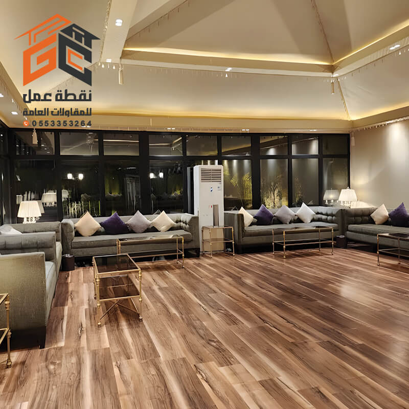 خيام ملكية من الداخل