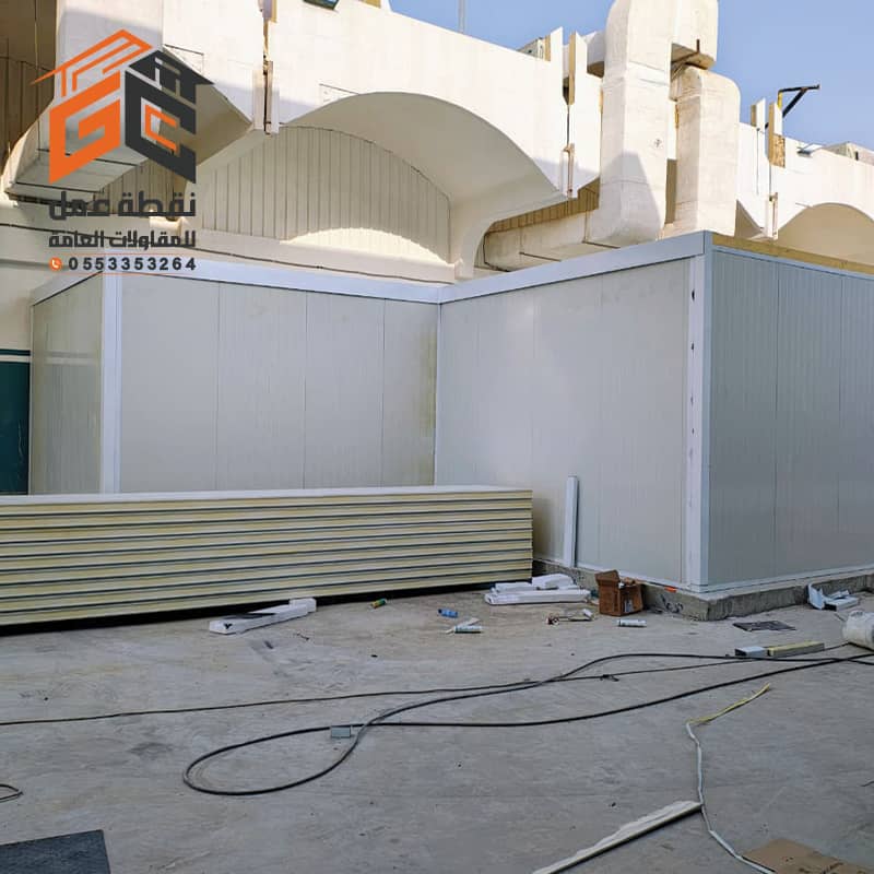 غرفة ملحق بالسطح للعاملة والسواق مصنوعه من الساندوتش بانل مؤسسة نقطة عمل